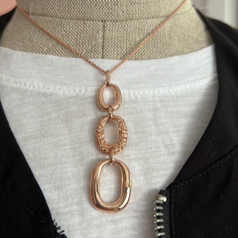 Rose Gold Statement Necklace W/Pave Pendant - NEW